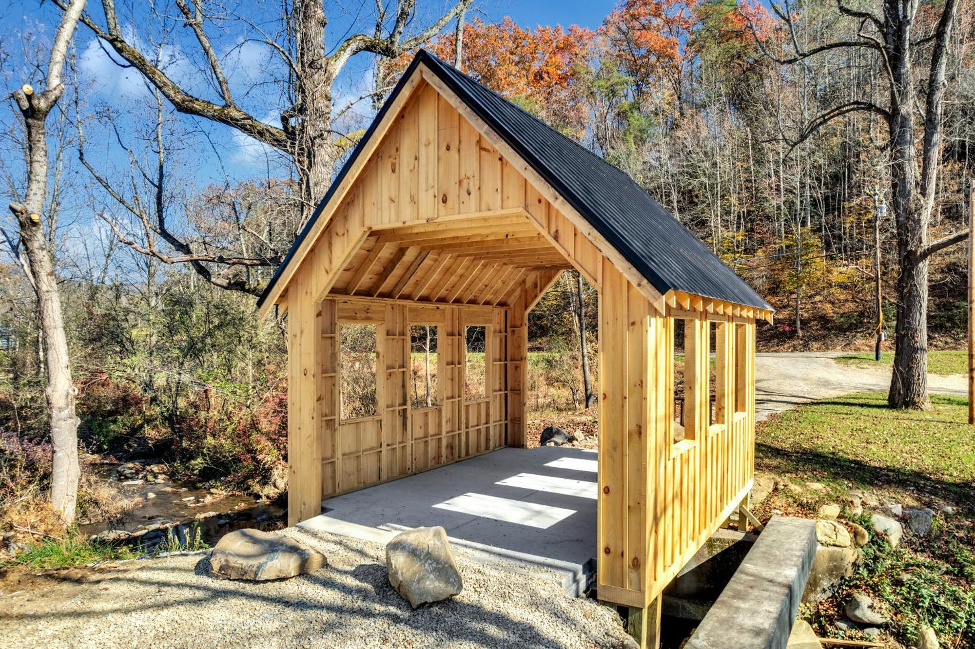 The Bungalow At Greenbriar Creek - King Studio - Creekside And The National Park Villa Cosby Exterior photo